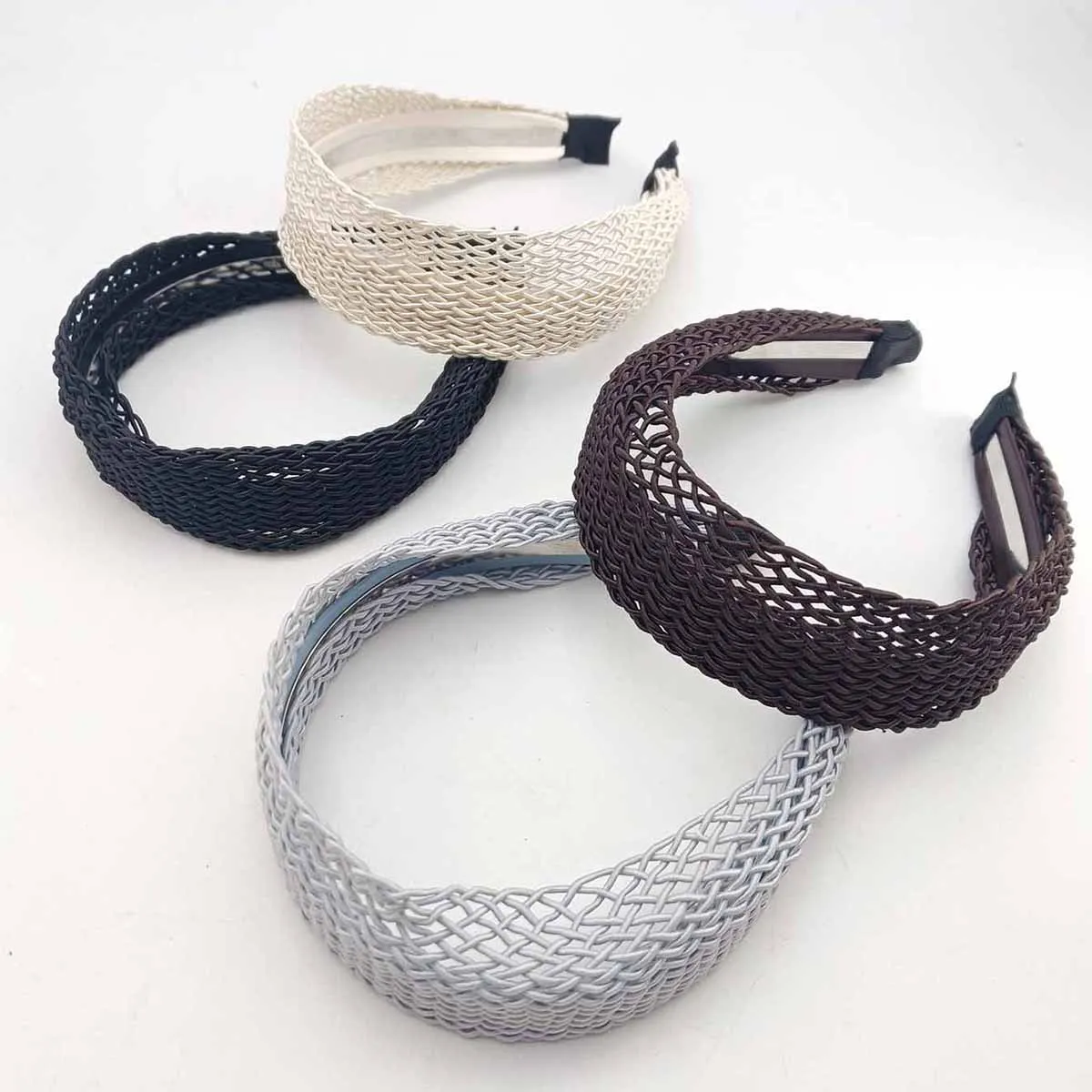 5.5cm Wide-Brimmed Straw Hollow Headband Bohemian Hair Band Elegant Graceful Female Hair Accessories Trendy Headband for Women