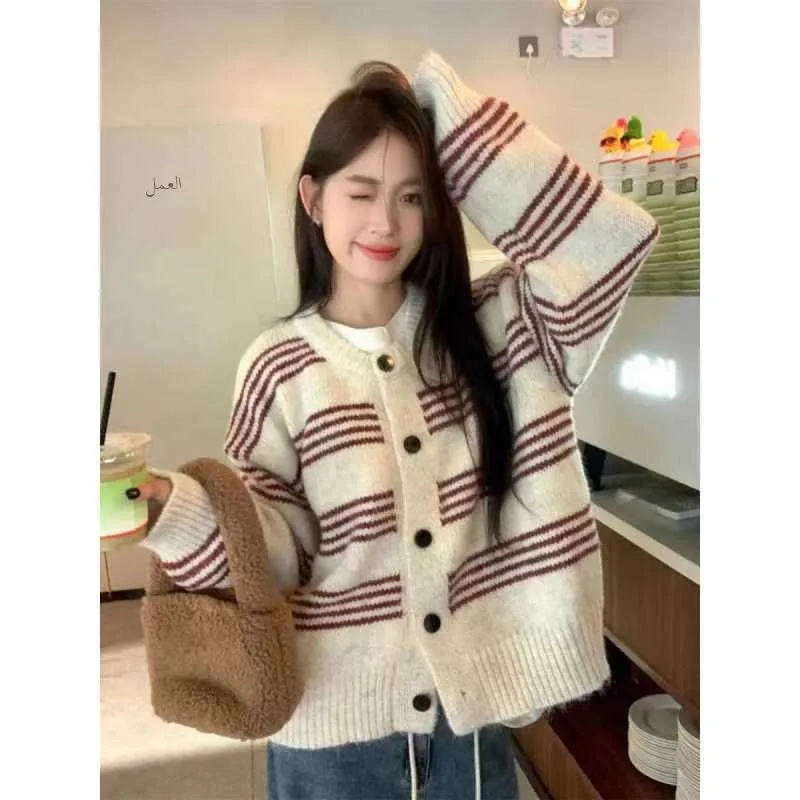 

Korean Style Black And White Striped Outerwear Sweater Lazy Women's Fashionable Casual Knitwear Winter Season Online Exclusive