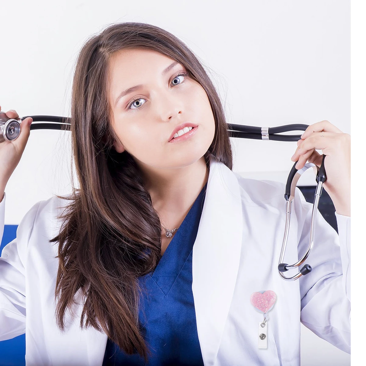 

6Pcs Mixed Color Heart Badge Reels Stylish Retractable Id Card Holder Name Tag Clip for Teacher Volunteer Nurse Use