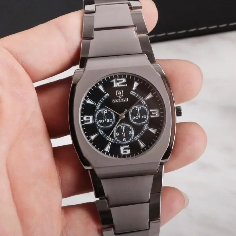 ساعة عصرية للرجال مخصصة للترفيه بقرص كبير وشعور قاطرة للطلاب وسيم ورائع وساعة كوارتز عصرية