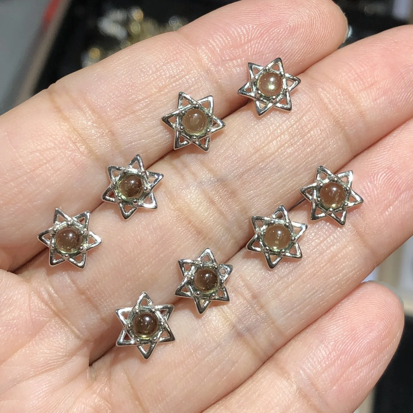 

1 шт. Fengbaowu натуральный молдавит серьги круглый кабошон стерлингового серебра 925 пробы звезда Рейки целебный камень ювелирные изделия подарок для мужчин и женщин