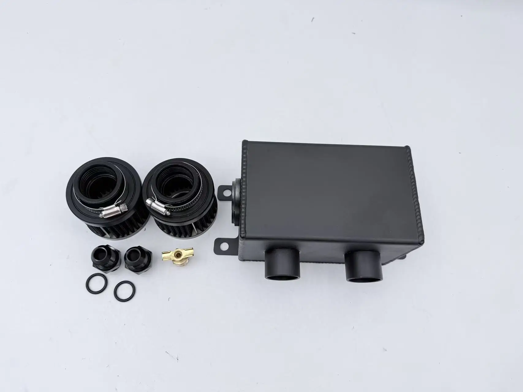 Universal Aluminum Oil Catch Can Kit, Baffled Oil‑Gas Separator with Air Filters & Drain Valve for Car Engine Modification