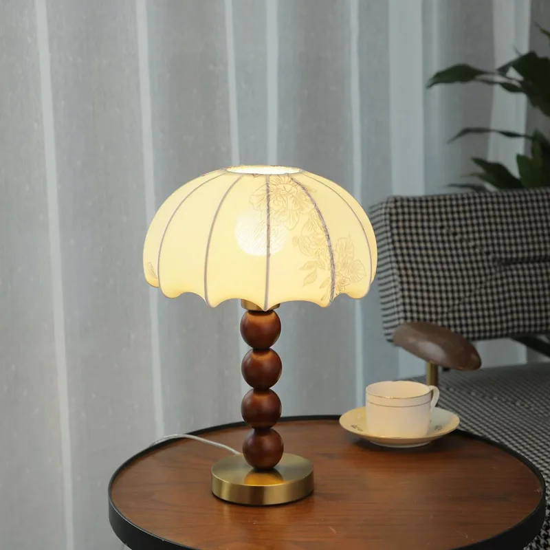 

French Vintage Fabric Print Bedroom Study Table Lamp American Romantic Art Antique Solid Wood Night Light