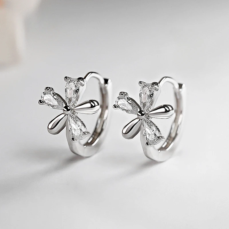 

925 Sterling Silver Flower Earrings For Women Fashion Personality Couple Small Contracted Earrings