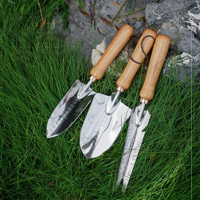 

Outdoor excavation band saw stainless steel garden shovel three piece set, farm planting equipment, gardening tools