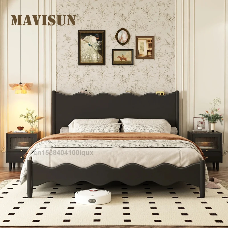 

Vintage Stylish Classic Four - Poster Bed With Wavy Shape Scalloped Headboard Traditional Bedroom Solid Wood Large Double Bed