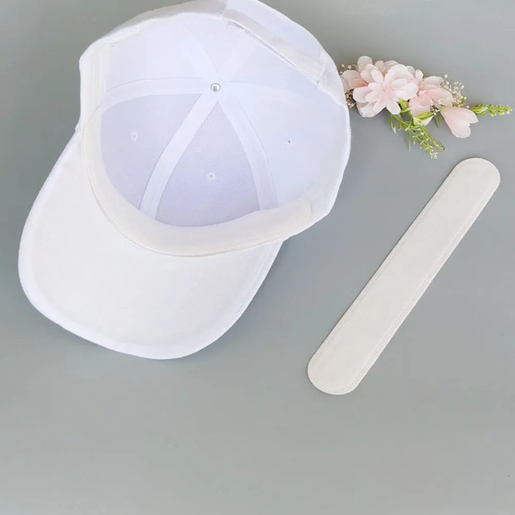 

40Pcs Hat Sweat Pads Disposable Non-Woven Caps Sweat Absorption Sticker Adhesive Sweatband Caps Sweatband for Men Women