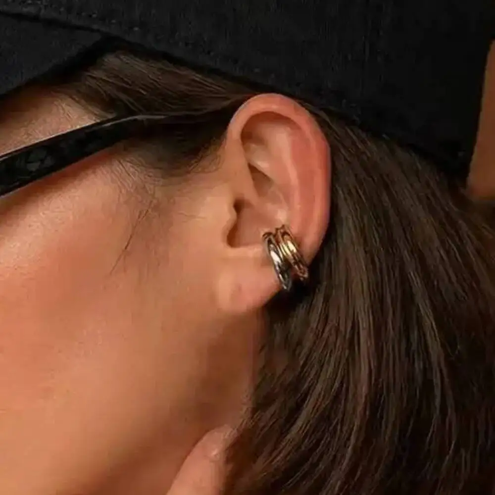 

KunJoe 2Pcs Minimalist Stainless Steel 18K Gold Plated Ear Clip Women Classic C Shape Ear Cuff No Piercing Earring Daily Jewelry