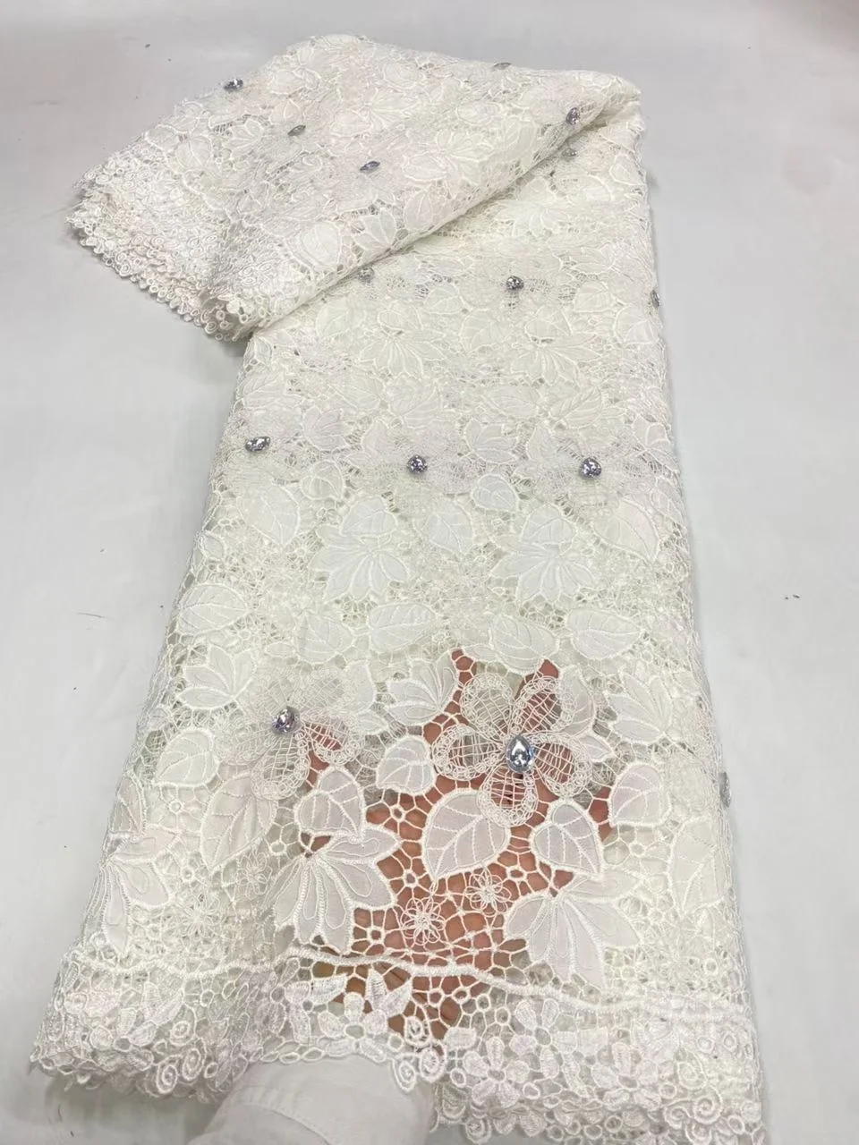 

Африканское кружевное тюлевое полотно для квилтинга, 5 ярдов хлопковой ткани на метры с стразами, подходит для дизайна праздничных платьев.