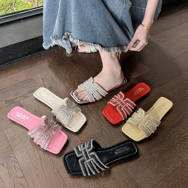 

Женские тапочки, новые летние полосатые туфли на плоской подошве, модные шлепанцы без шнуровки, уличные женские повседневные сандалии, большие размеры 44, шлепанцы