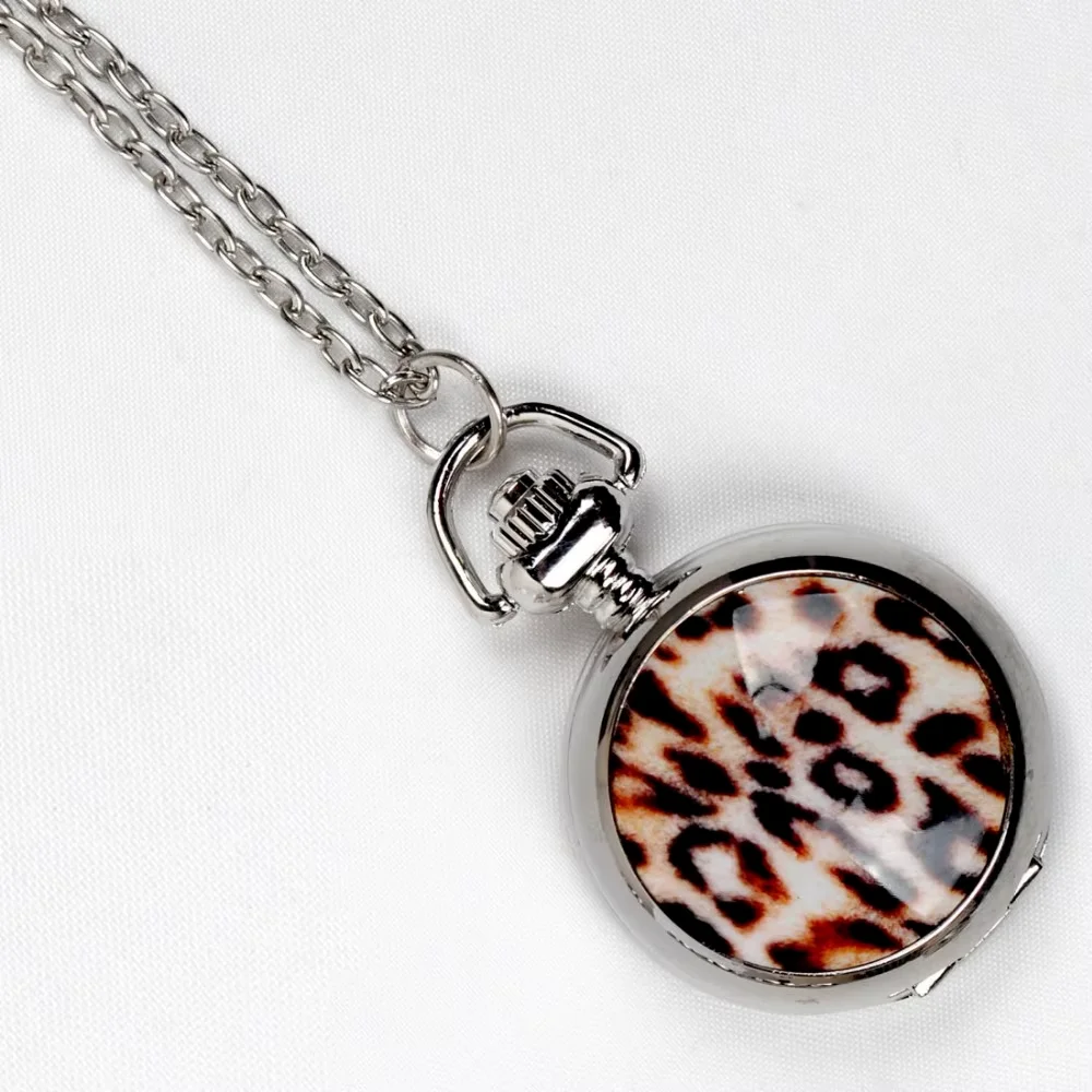 

Leopard Cover Design Mini Pocket Watch, Silver Delicate Mirror, Stylish Lady Gift Quartz Watch Pocket Watch