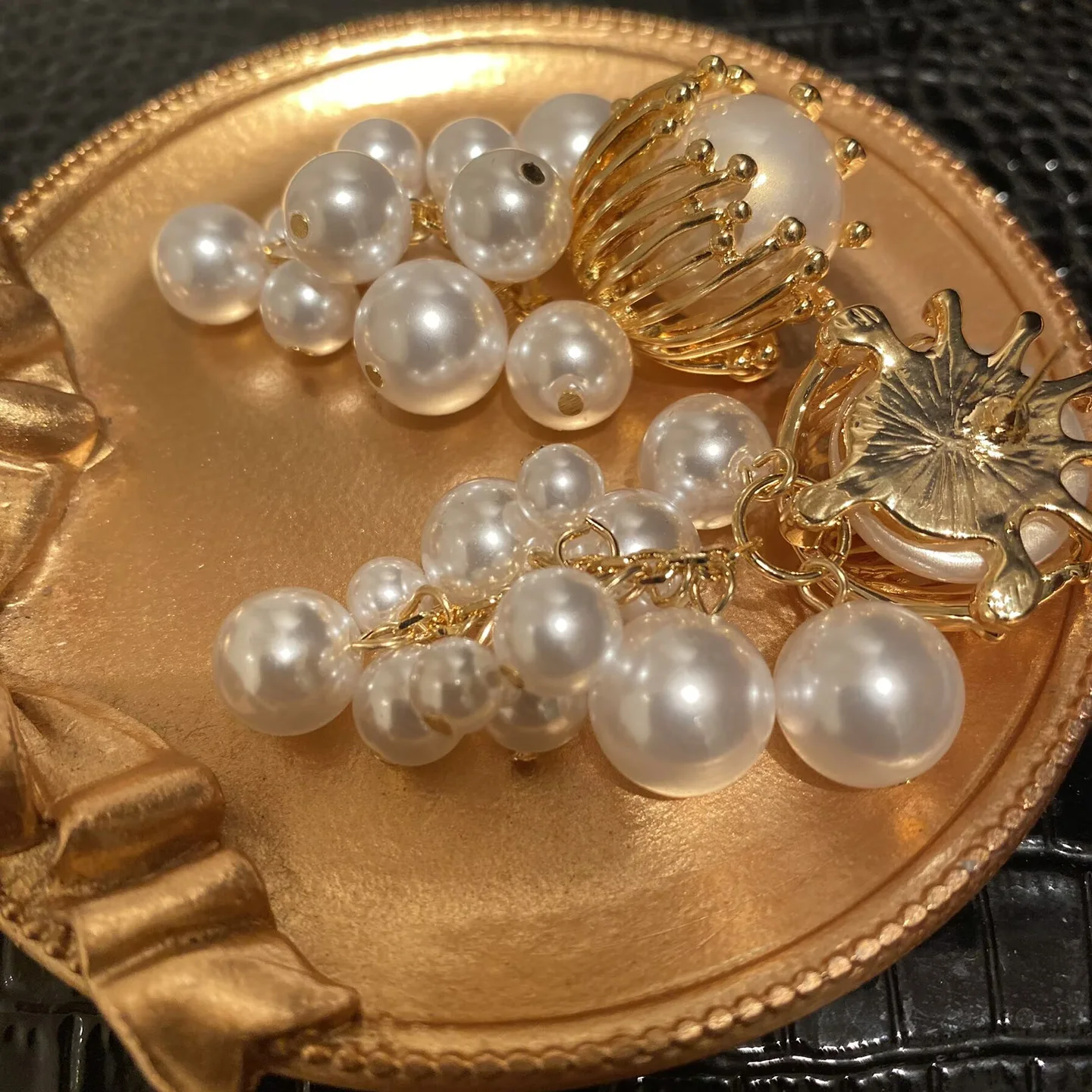 Elegant Pearl Grape Cluster Earrings Gold color Floral Bud Dangle Earrings for Wedding Bridesmaid Party