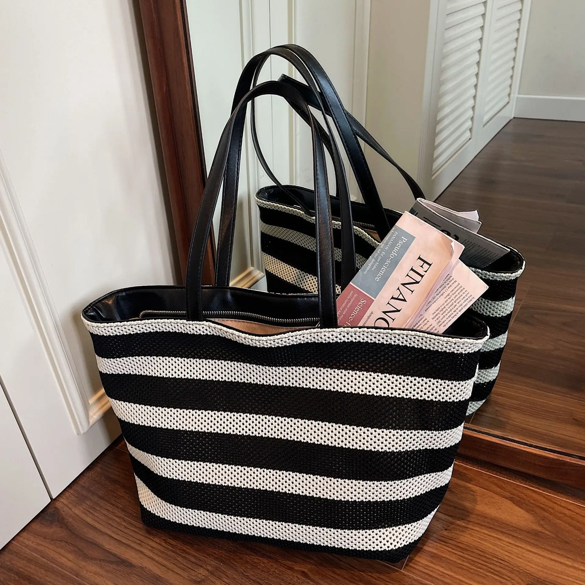

Chic Black & White Striped Tote Bag 2025 - Woven Oversized Shoulder Bag, Lazy Style Lightweight Beach Bag & Shopping Tote