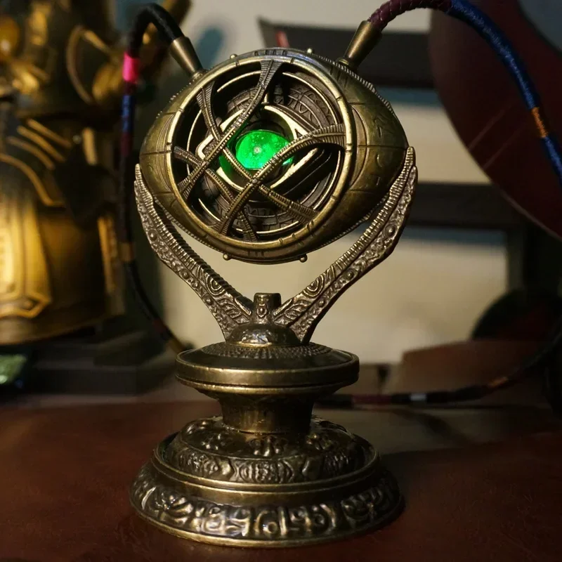 

LED Light Model Toy Home Room Decoration Hero Doctor Strange Necklaces Eye of Agamotto Infinity Stone Time Gem Collection Gift