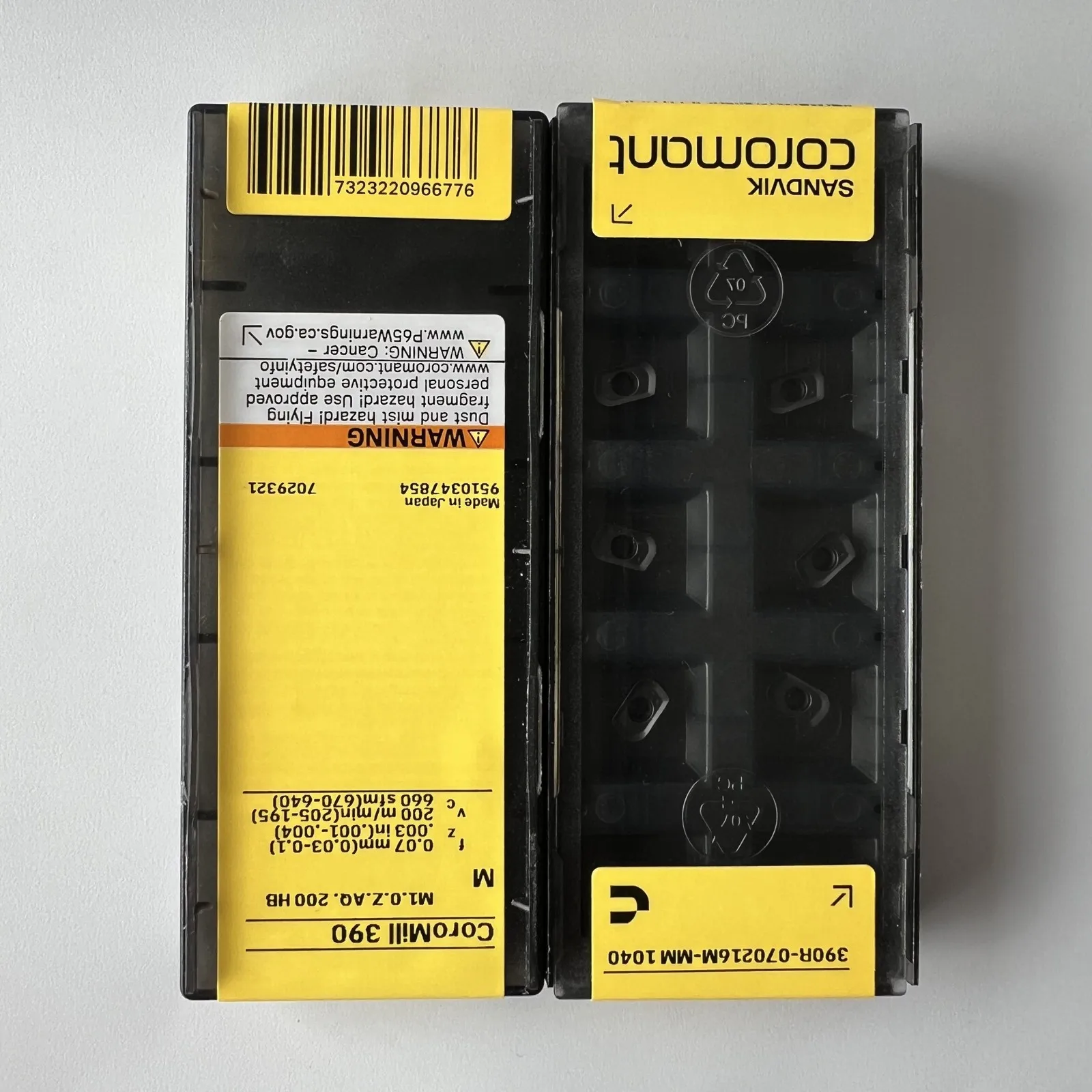 

SANDVIK / 390R-070216M-MM 1040 / Оригинальное шведское лезвие из твердого сплава, 10 шт.