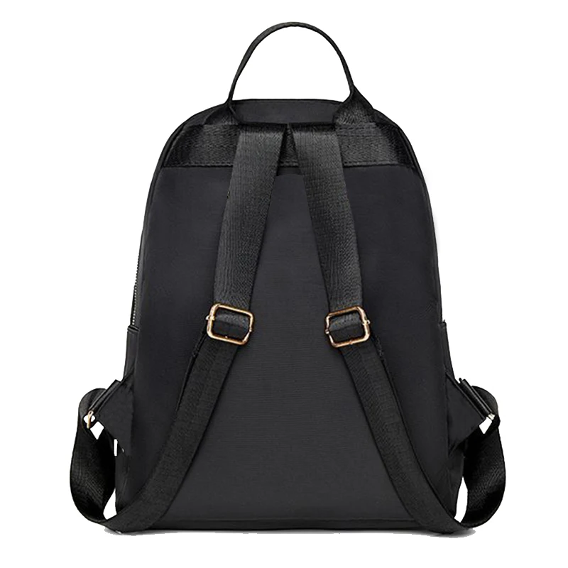 حقائب الظهر المحايدة للنساء والرجال مناسبة للاستخدام اليومي والرحلات المدرسية. حقائب ظهر مزدوجة الكتف.