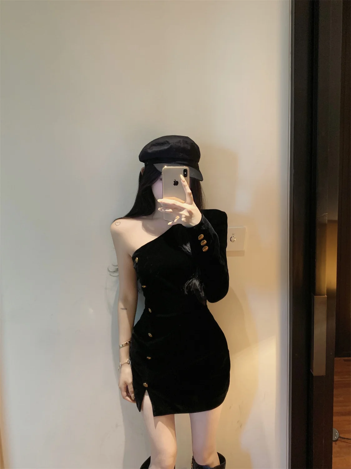 

Черное бархатное платье Dr Sexy с одним открытым плечом, облегающее, с высокой талией, с вырезами, модное короткое платье для женщин