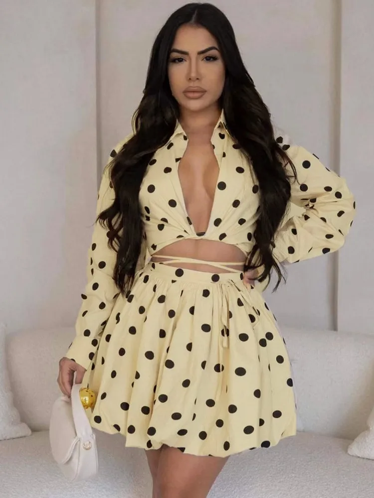 Set 2 Potong Set Wanita Fashion Seksi 2025 Atasan Wanita Musim Panas Musim Gugur Atasan Lengan Panjang Motif Titik dan Pakaian Rok Mini