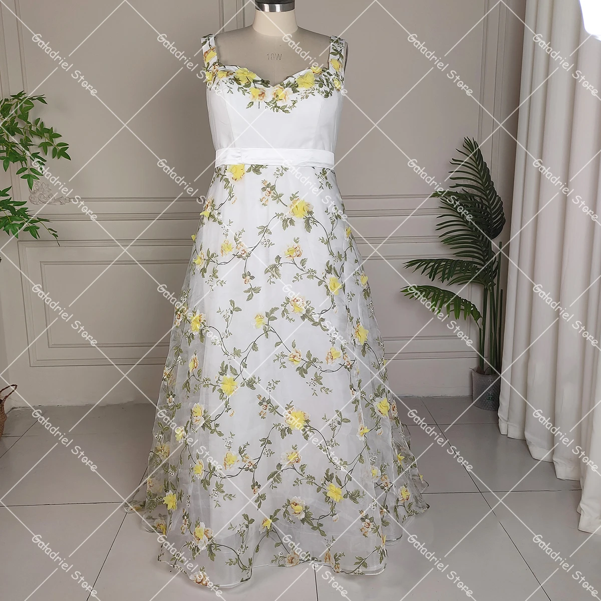 Yellow Flowers Sweetheart Customized Bridal Dress Plus Size Real Photos Embroidered A Line Corset Laceup Organza Bridal Gown