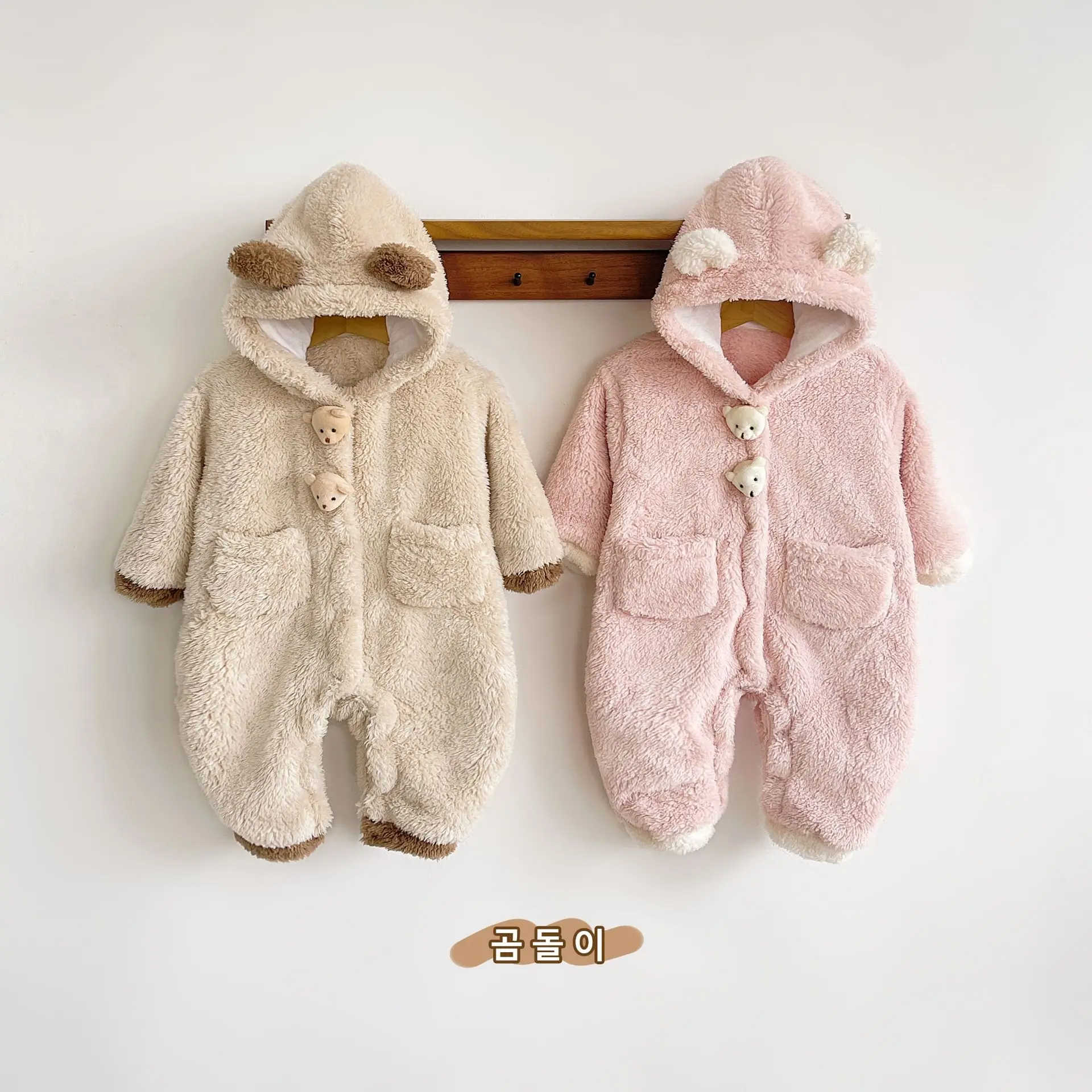 

2025 Winter Fleece Jumpsuit Baby Cartoon Warm Coat Winter Fur Hug Clothes For Outdoor Wear