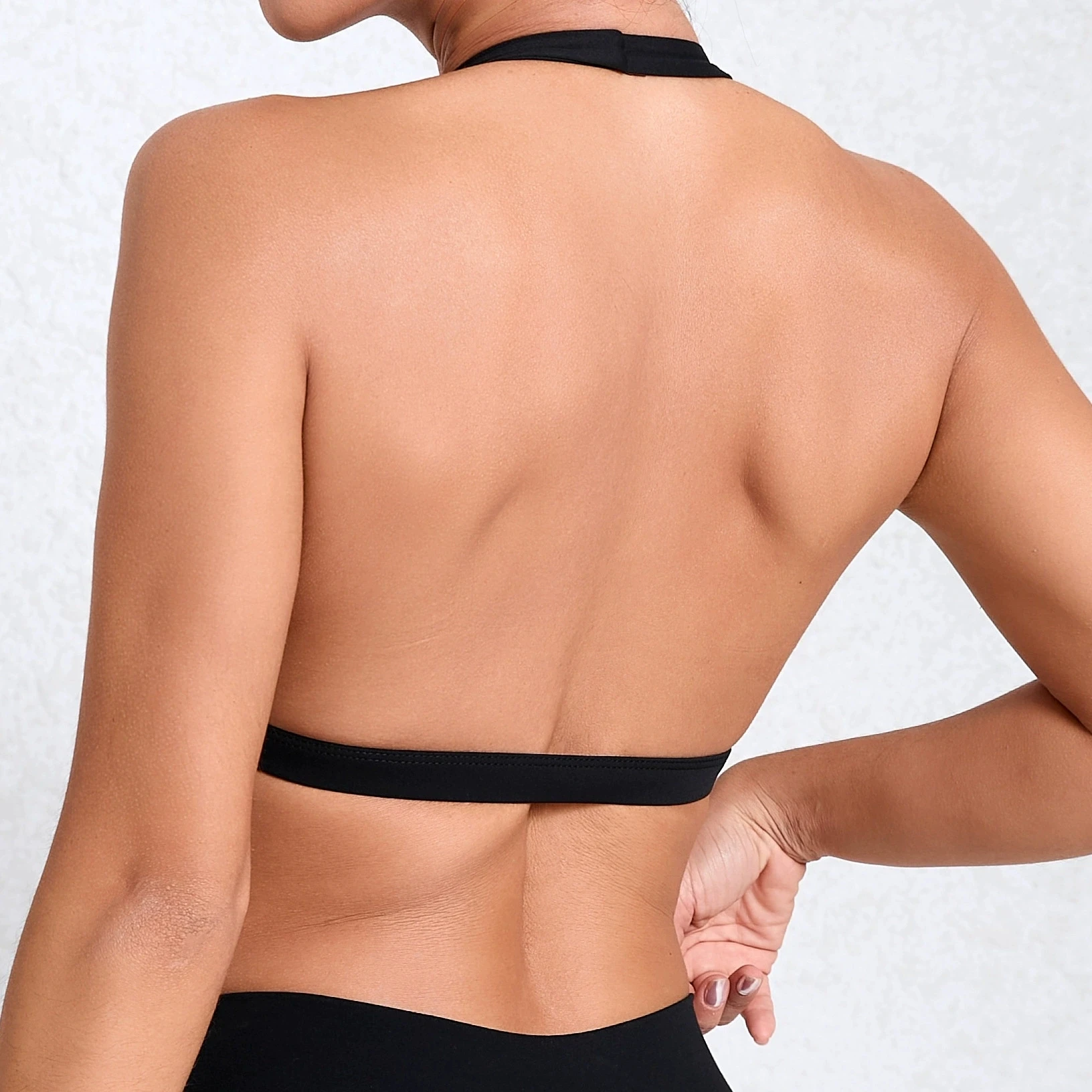 

Female Black Women Halter Sports Bra Impact Ruched Fitness Gym Yoga Top Workout Clothes Push-up Corset Padded Activewear