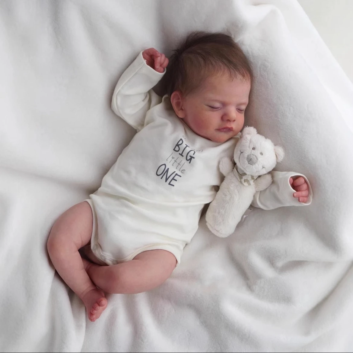 18" lebensechte Neugeborene wiedergeborene Puppe, süßes Babygesicht, glatte Haut, Lieblingsbegleiter für Kinder, perfektes Geburtstags- und Weihnachtsgeschenk