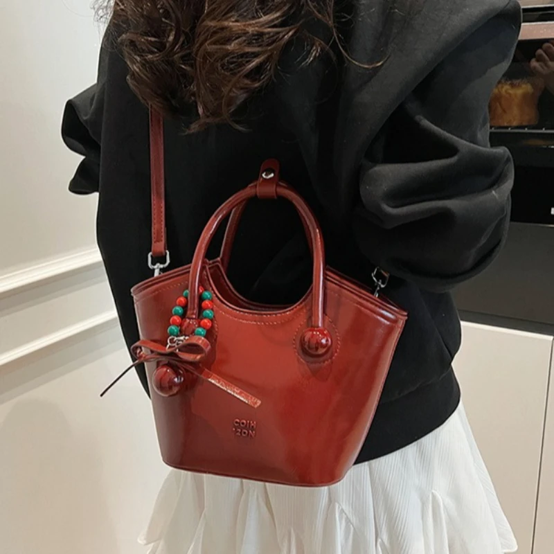 Fashion Metallic Silver Mini Tote Bag with Beaded Charm Detachable Strap Stylish Crossbody Purse for Women Casual Bucket Bag