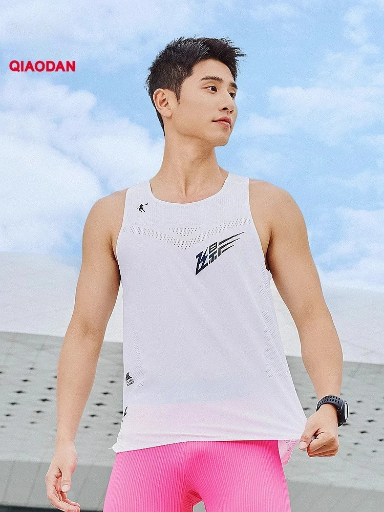 

QIAODAN Men Sport Vest Feiying PB Sleeveless Breathable Sportswear Moisture Wicking 2025 Marathon Running Tank Top BVS23231232