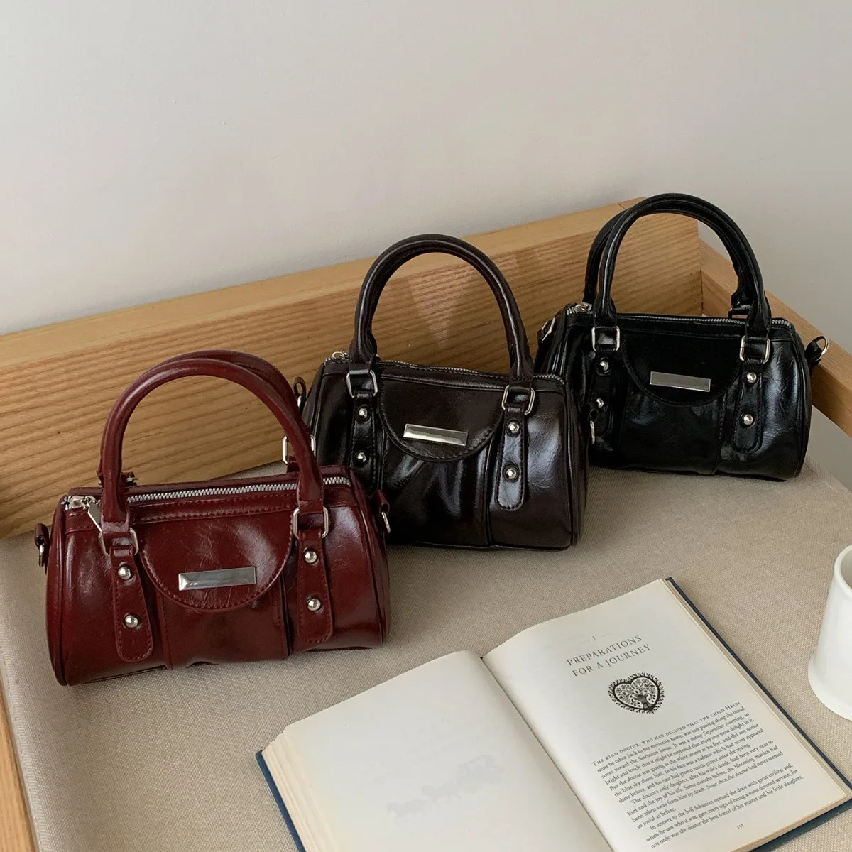 Fashion Mini Handbag for Women Commuter Boston Bag Bright PU Leather Pure Color Ladies Shoulder Crossbody Bags Bolsa Totes