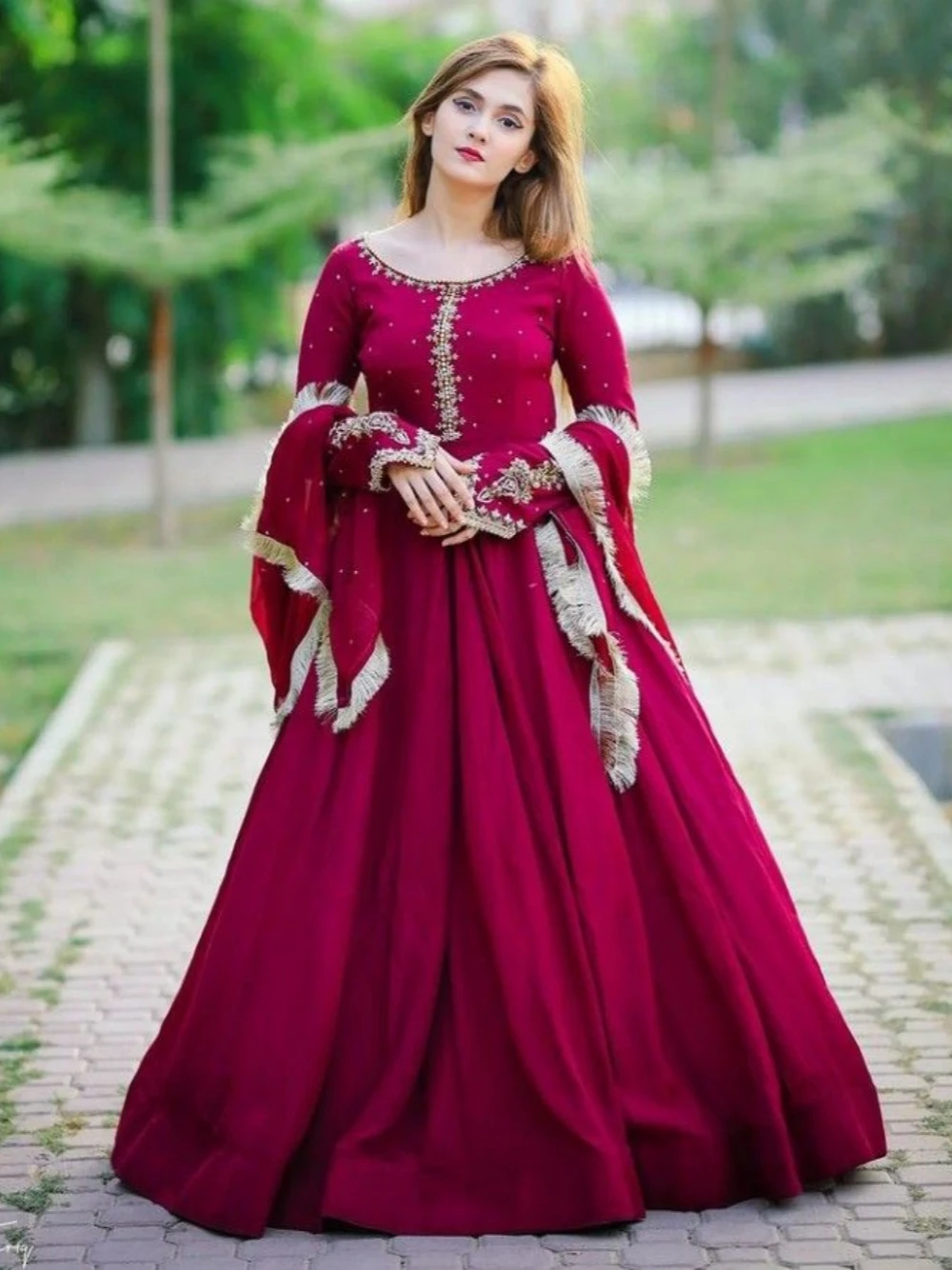 Abito da sera pakistano fantasia o-collo Abito da sposa vintage a maniche lunghe Abito da festa con perle Abito lungo fino al pavimento Robe De Mariée Personalizzato