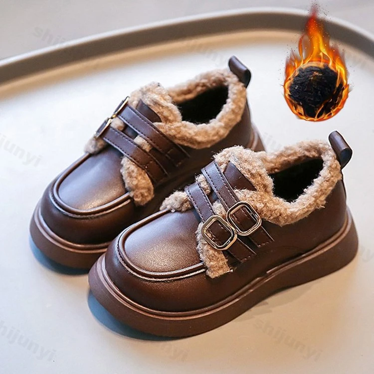 Zapatos de cuero para niños, zapatos de suela gruesa de estilo británico para niñas, mocasines informales de felpa para la escuela, zapatos cálidos y gruesos de algodón, invierno 2025