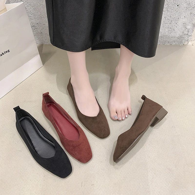 

Женская обувь на плоской подошве. Весенне-осенняя модная повседневная обувь на тонкой подошве Baotou на низком каблуке с круглой головкой. Туфли на плоской подошве. Уличные прогулочные тапочки.