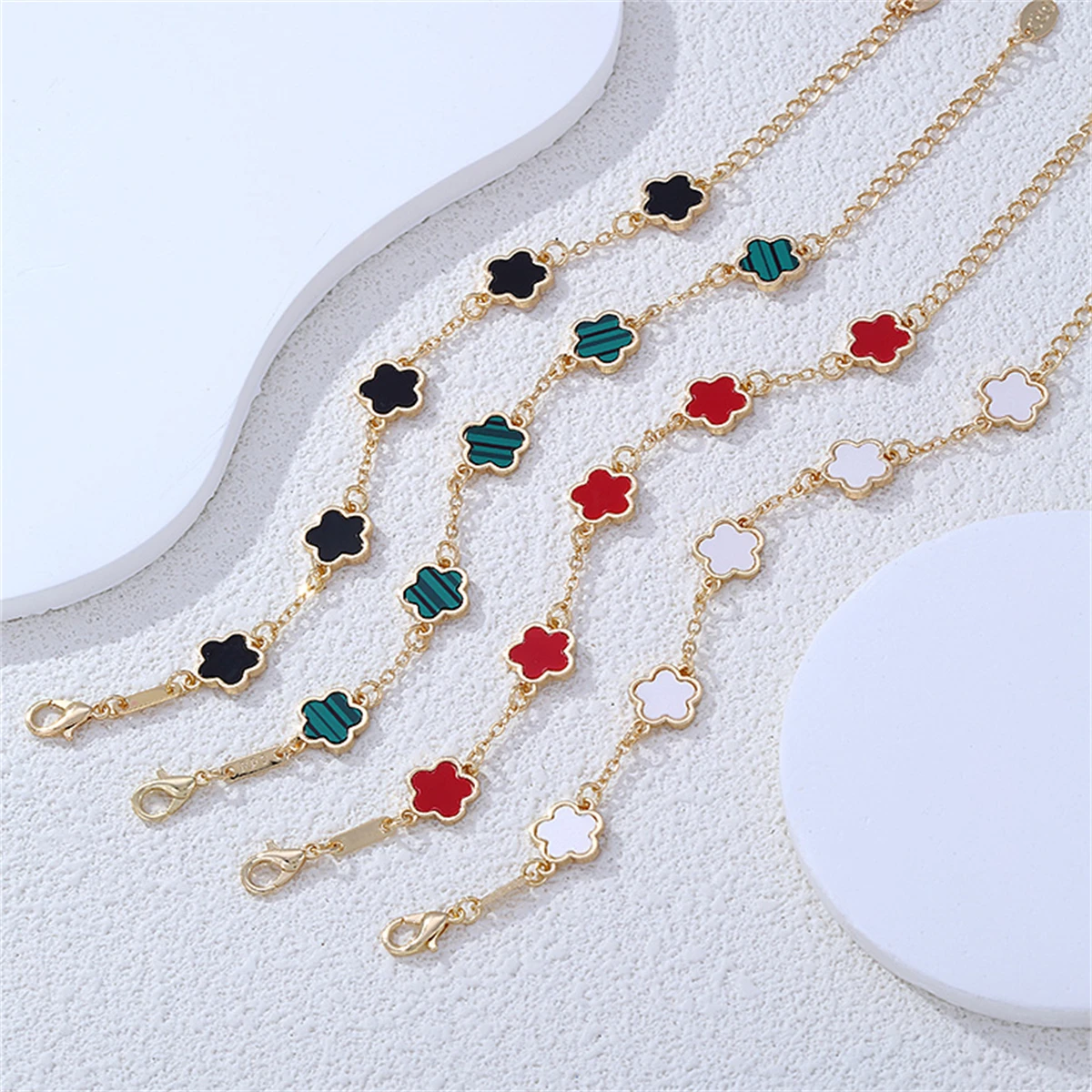 Hot Selling New Plant Clover Adjustable Bracelet for Women Gold Plated Single Sided Five Leaf Flower Charm Bracelet Jewelry Gift