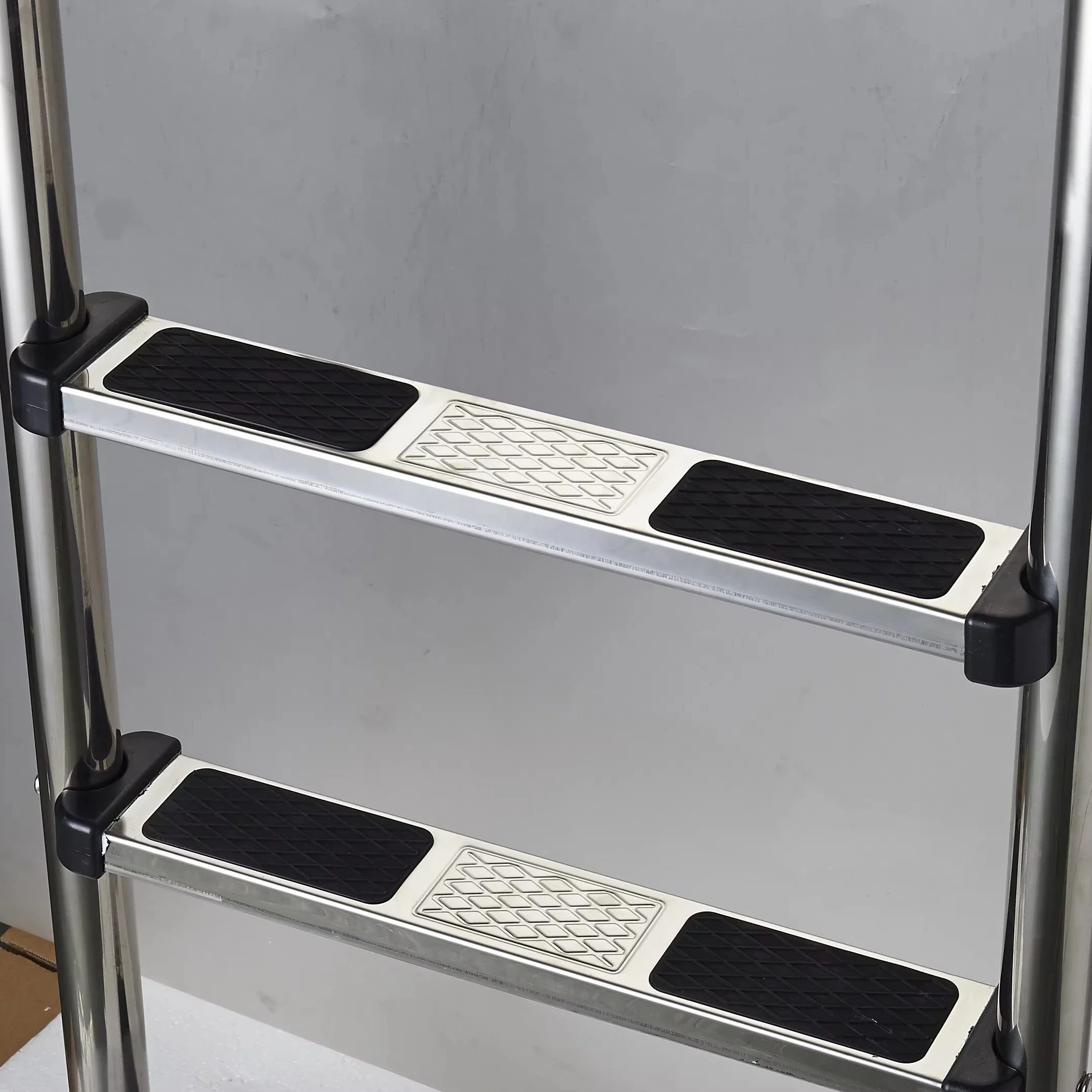 

Premium Quality Anti-Slip Stainless Steel Swimming Pool Ladder Steps