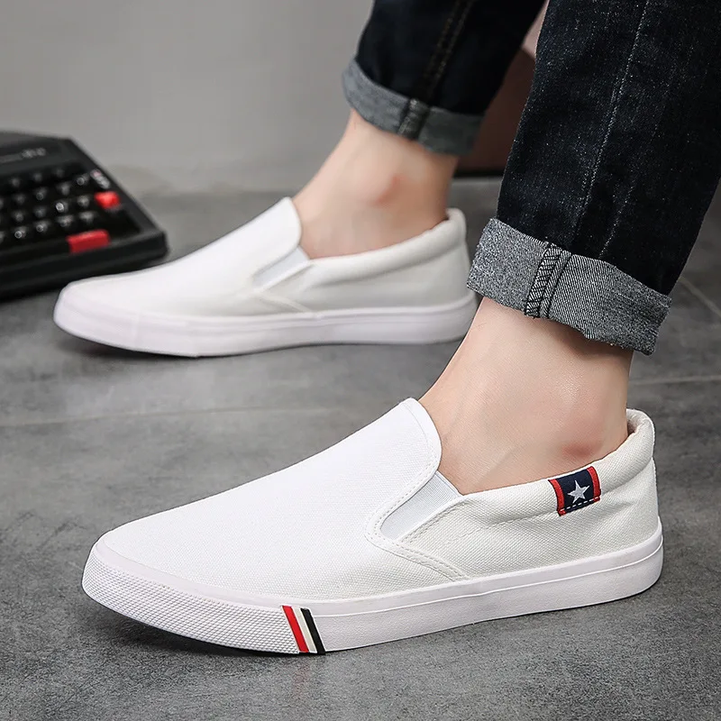 2025 Spring Summer Shoes Mens Loafers Breathable Cloth Flat Cool Street Style Fashion Brand Male Footwear Black White Blue D308