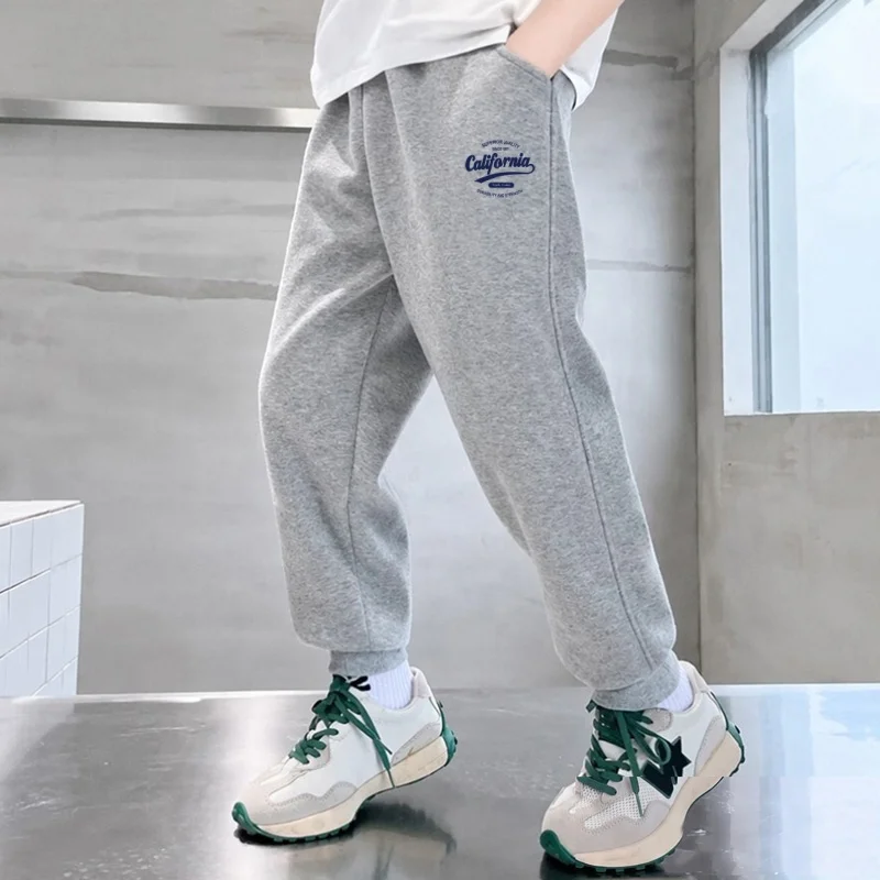 California Logo Jogginghose für Kinder, Frühling und Herbst, Baumwoll-Langhose, Jungen Brooklyn Street Hose, 3-14 Jahre – Detail 4