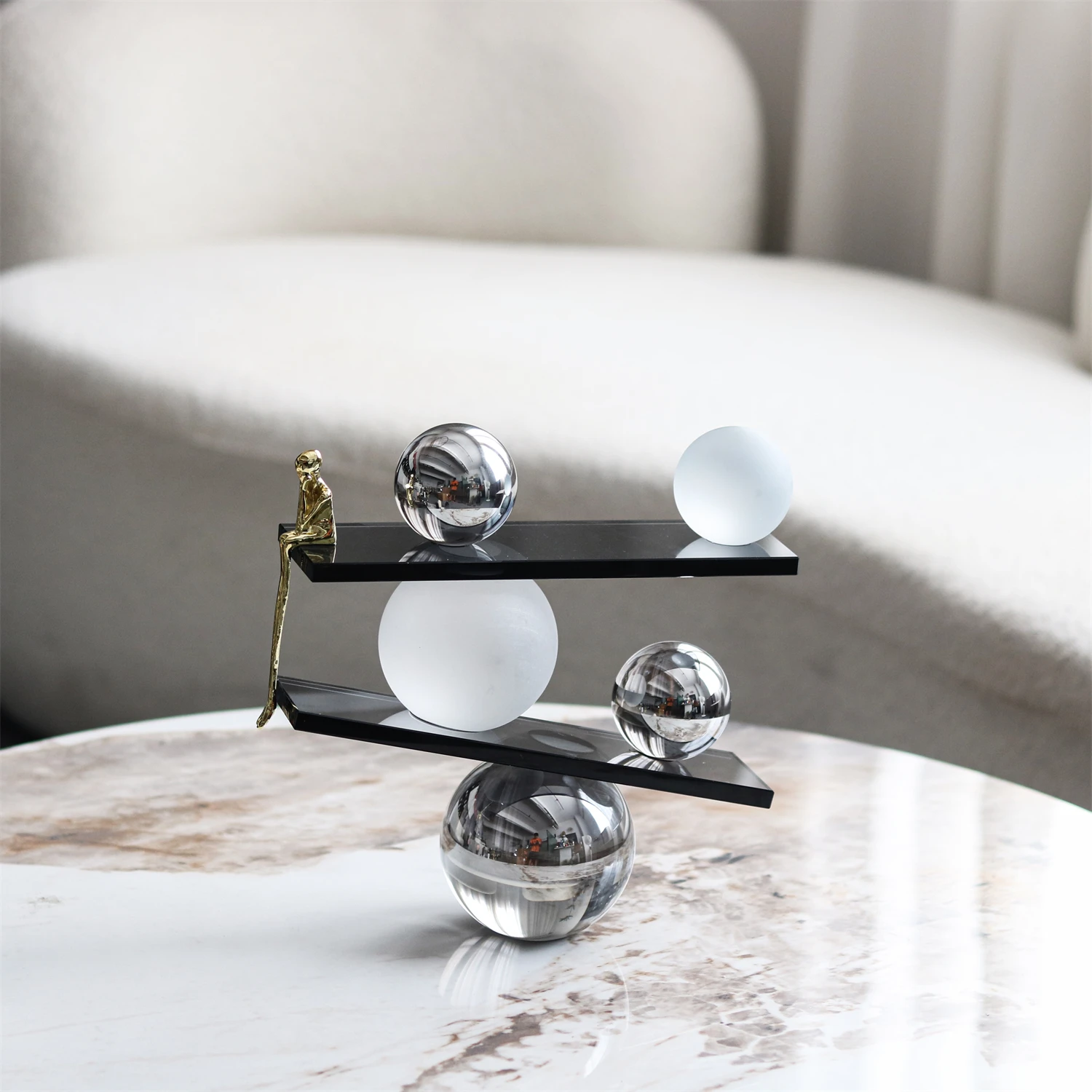 

2024 Hot Crystal Balance Thinker Tabletop Ornaments Modern Art Metal + Crystal Room Ornaments Home Decor Accessories