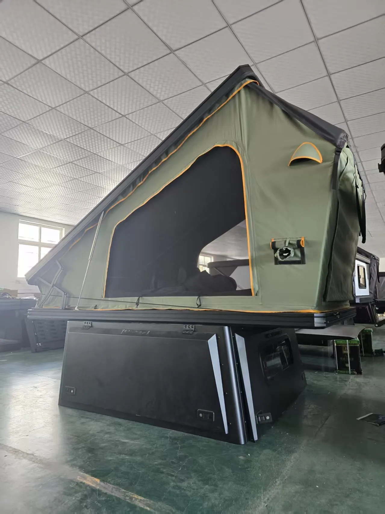 Aluminium Shell 4x4 Off Road Slide in Pickup Camper Pop up Tent Truck Camper