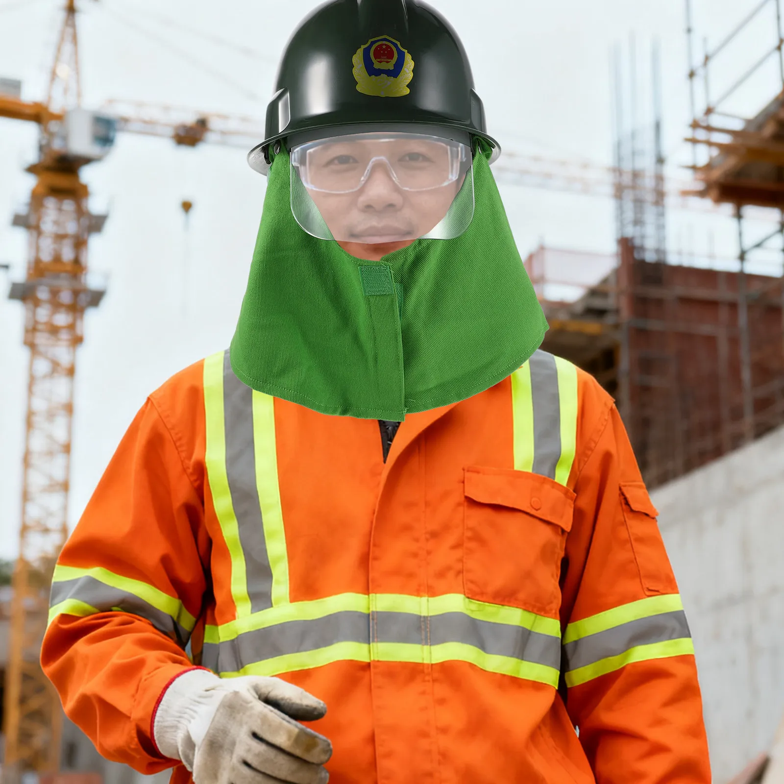 Sicherheit & Schutz - Zugang Gebäudeautomation - Brandschutz - Feuerwehrhelm