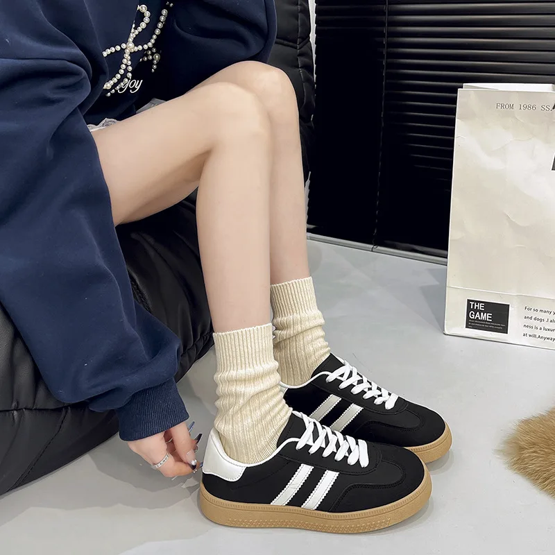 Shoes Woman 2025 Trend Casual Sneakers Comfortable Lace Up Flats Tennis Shoe Breathable Walking Jogging Shoe Zapatillas De Mujer
