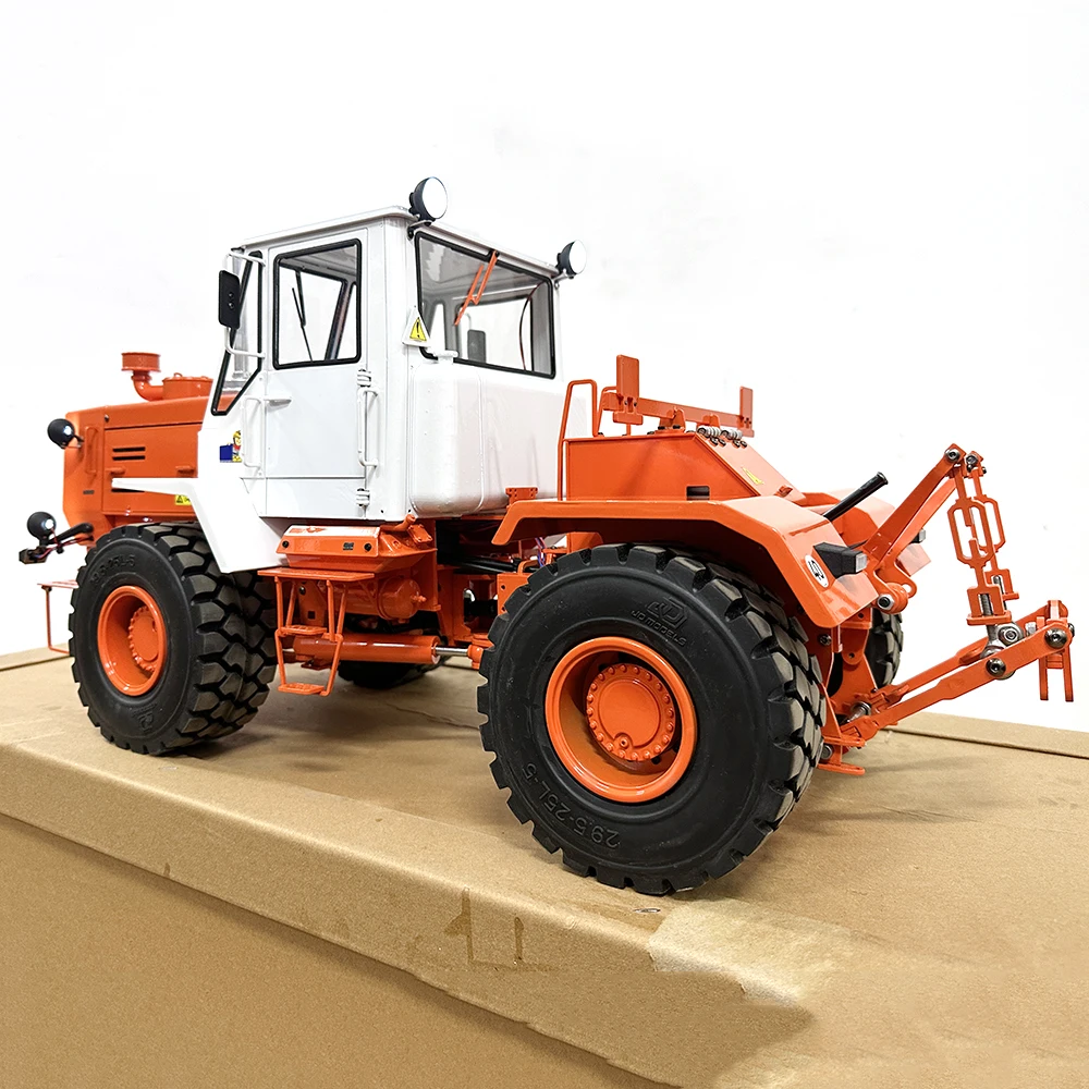 New T150K Tractor 1/12 RC Hydraulic Tractor Metal Model Wheeled Tractor Construction Machinery Remote Control Car Model Toy