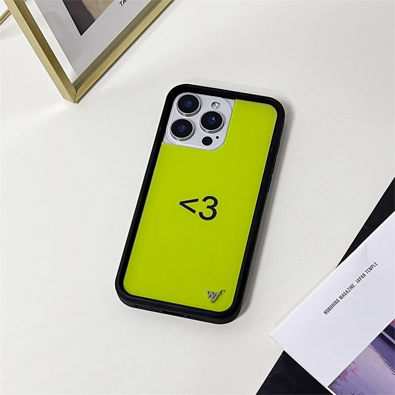 حافظة هاتف Wildflower Sky Fantasy Charli XCX 3 لهاتف iPhone 16 15 14 13 12 Pro Max Plus WF غطاء فراشة هالة وردي ساخن لطيف