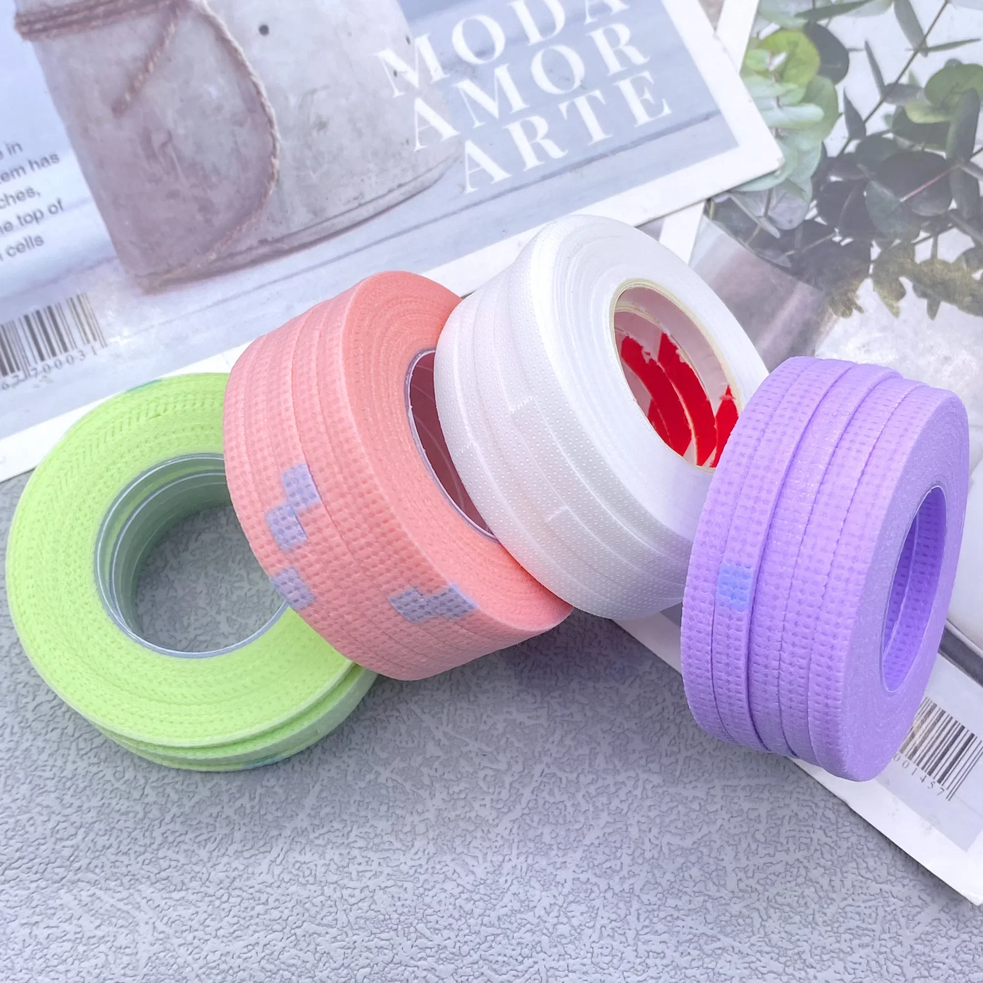 

20/40pcs 4mm Width Eyelash Extension Tape Makeup Breathable Anti-allergy Easy to Tear Micropore Tape Professional Lashes Tape