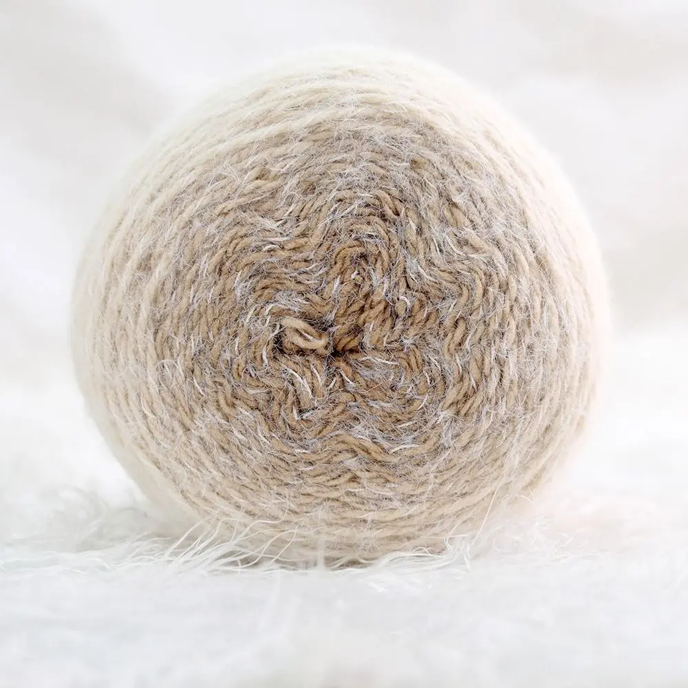 200g/Rolle Langlebiges Farbverlauf-Wollgarn Mehrfarbiges Strick- und Häkelgarn Handgemachtes Weiches Langes Velourgarn für Mützen und Pullover – Detail 6