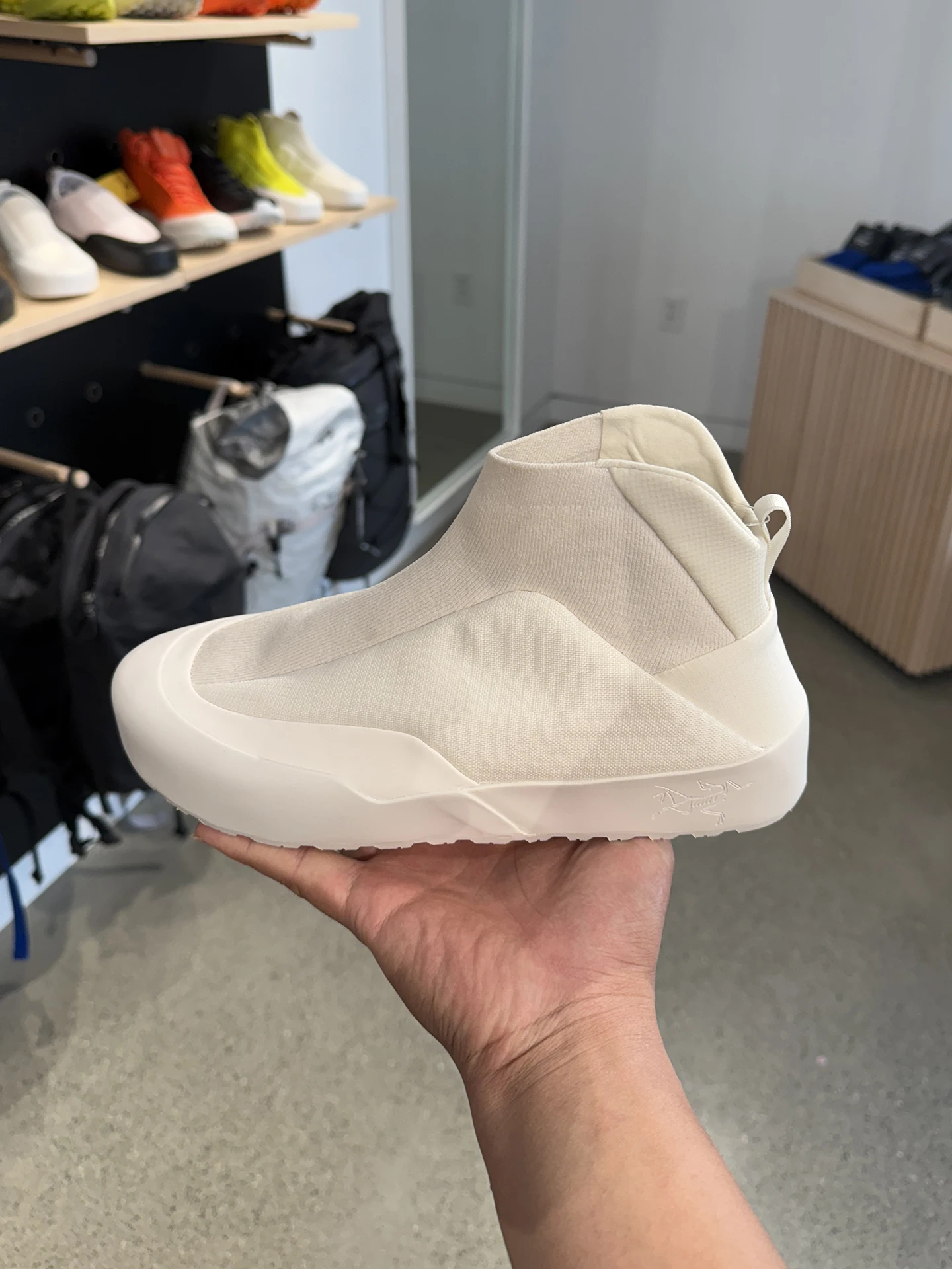 

Мужские походные ботинки, прогулочная обувь, повседневная обувь. Удобные и универсальные походные ботинки унисекс для мужчин и женщин.