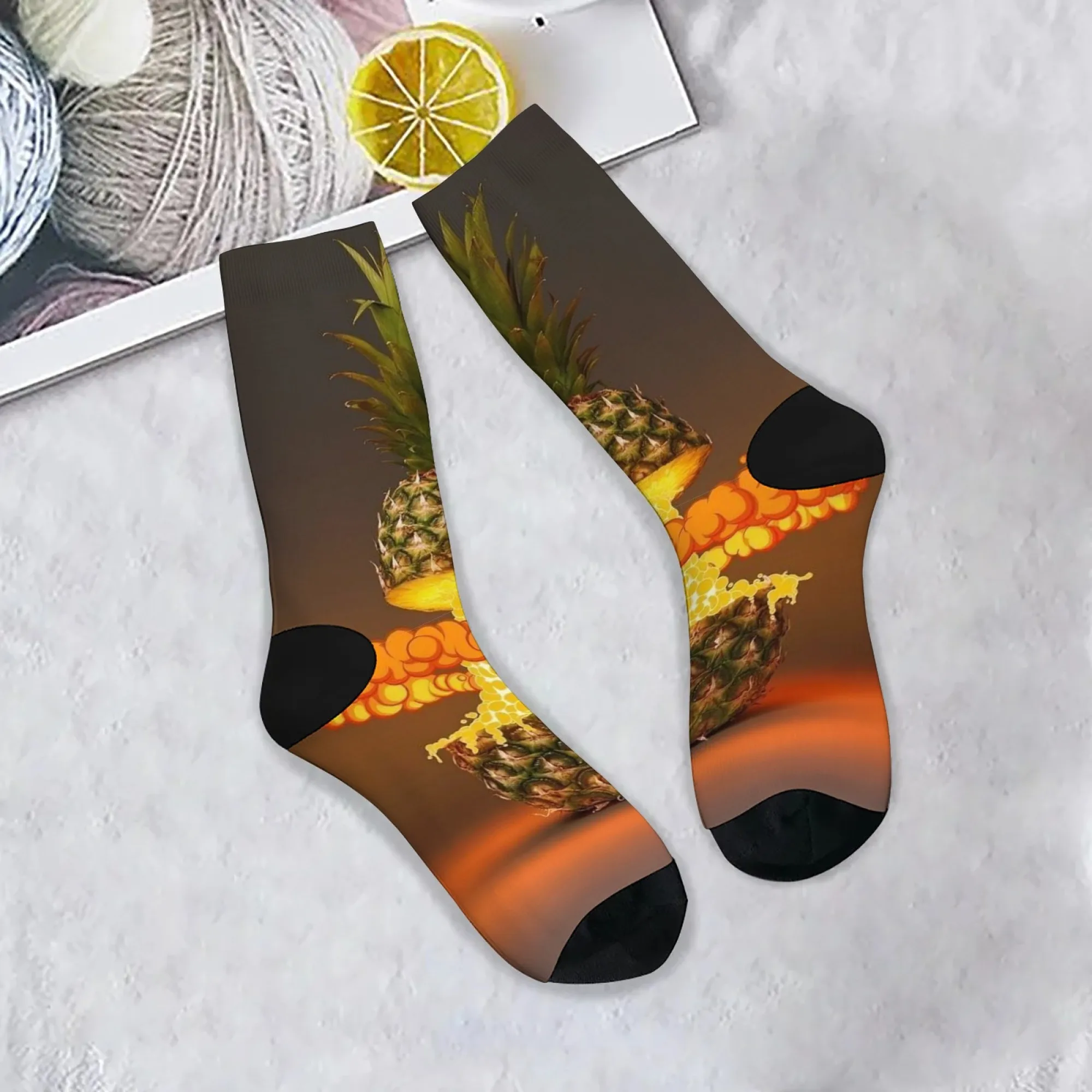 Funny Explode Pineapple Socks Skin-friendly Breathable Smooth Men's Socks Fitness Hiking Camping Novel Happy Streetwear Socks