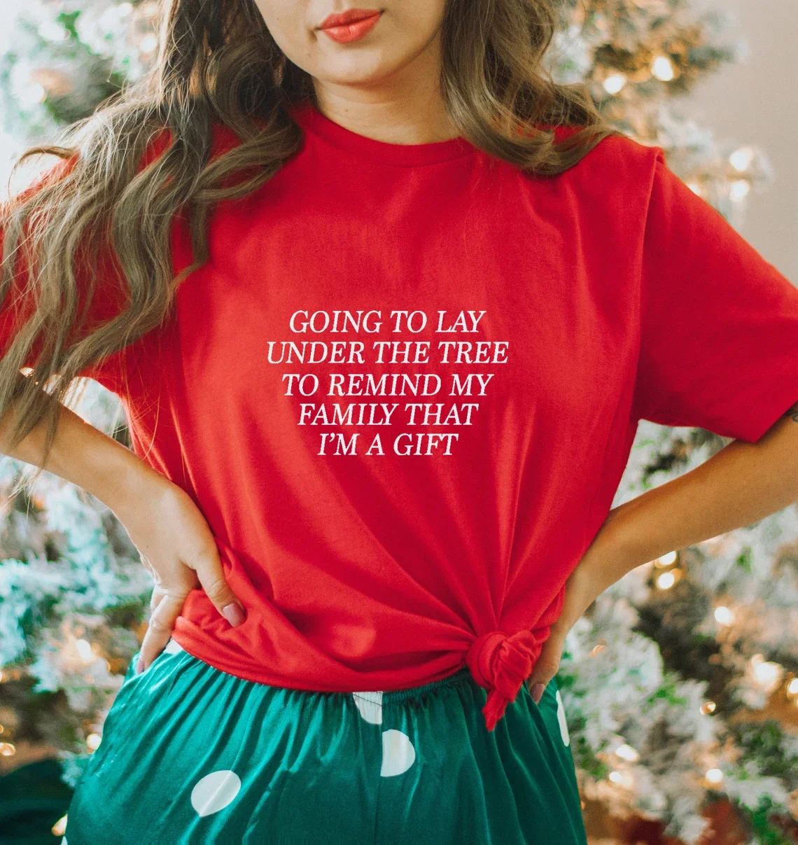 Skuggnas Going to Lay Under The Tree Funny Graphic T Shirt Funny Slogan Tee Christmas Secret t shirts Fashion Women Cotton shirt