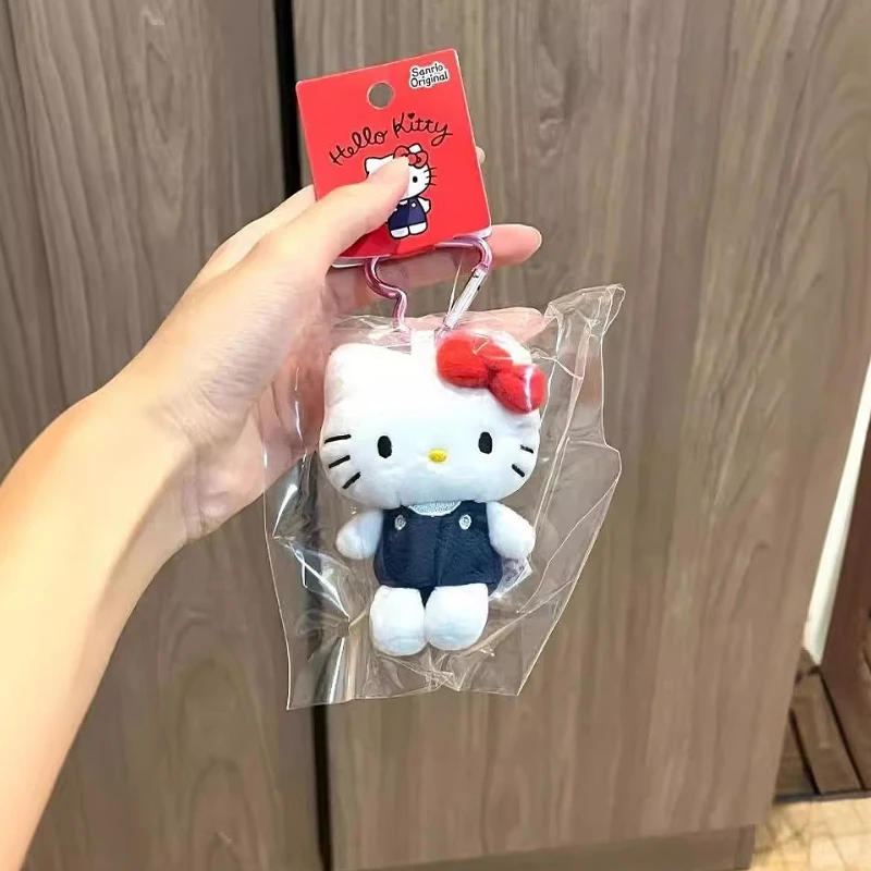 Sanrio nieuwe Hello Kitty hartvormige sleutelhanger cartoon anime pluche pop rugzak charme decoratie perfect cadeau voor beste vrienden