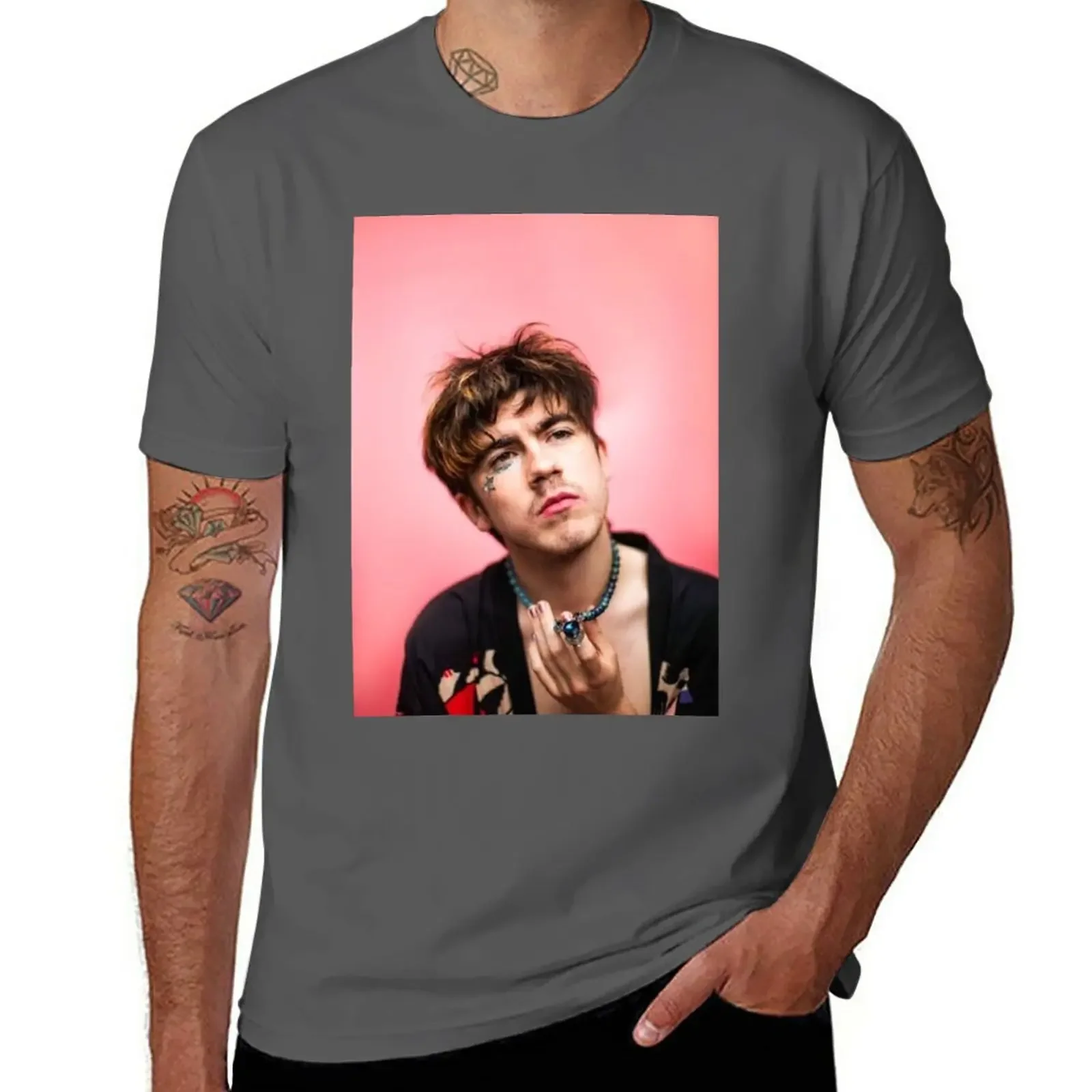 Declan Mckenna t-shirt blacks blanks new edition anime clothes mens graphic t-shirt funny