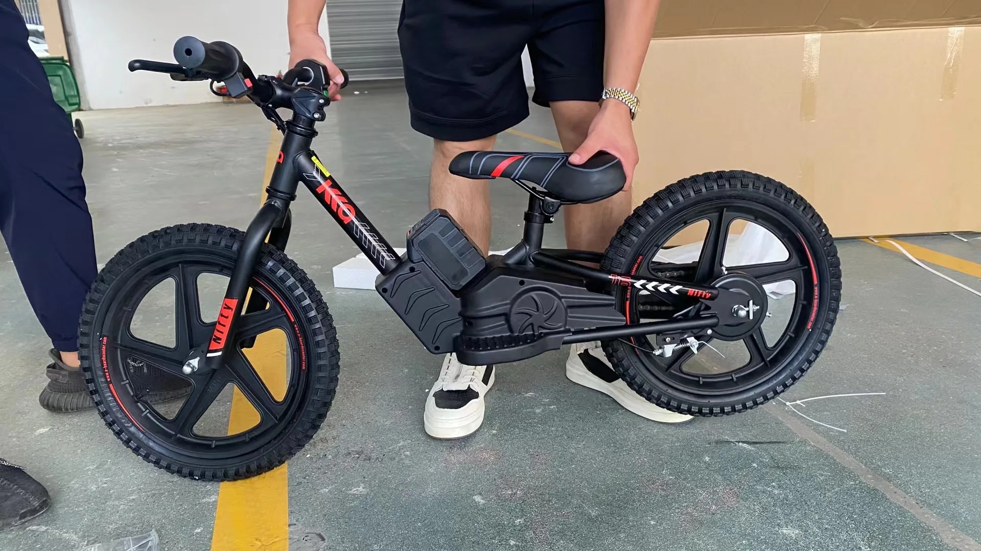 80W 24V Luxury Electric Balance Bike for Boys and Girls to Outdoor Play /Popular Racing Ride on Motorcycles - Image 6